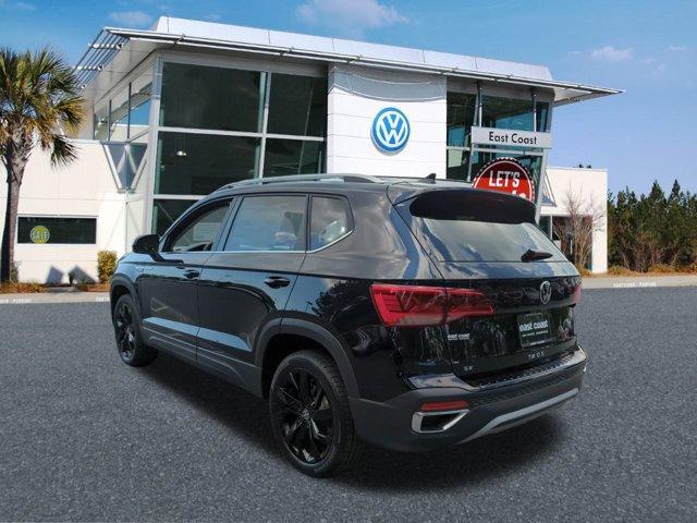 new 2024 Volkswagen Taos car