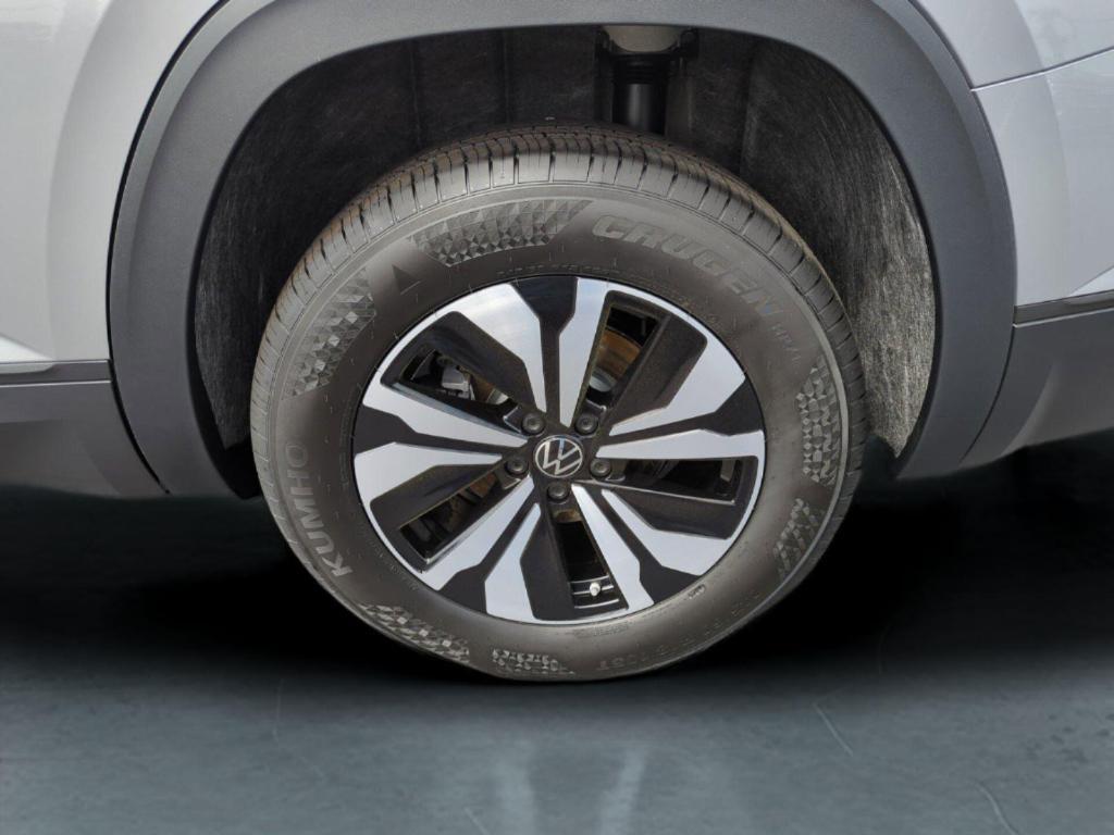 new 2025 Volkswagen Atlas car, priced at $37,183