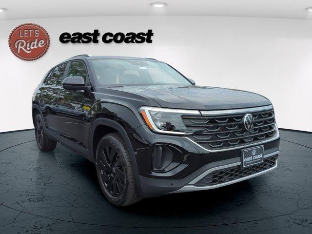 new 2025 Volkswagen Atlas Cross Sport car, priced at $47,006