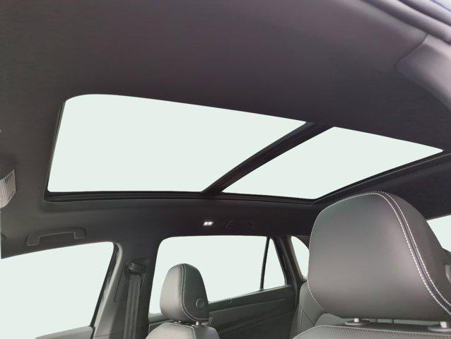 new 2025 Volkswagen Atlas Cross Sport car, priced at $47,006