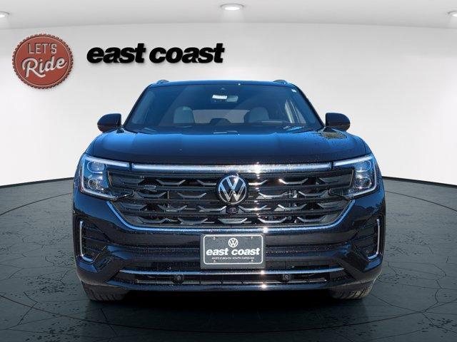 new 2025 Volkswagen Atlas Cross Sport car