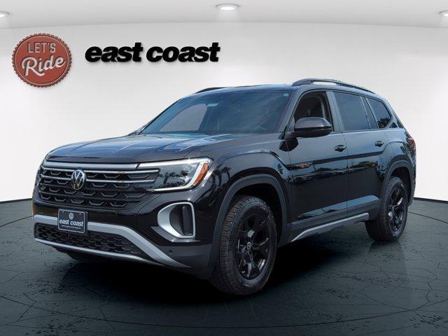 new 2025 Volkswagen Atlas car, priced at $49,366