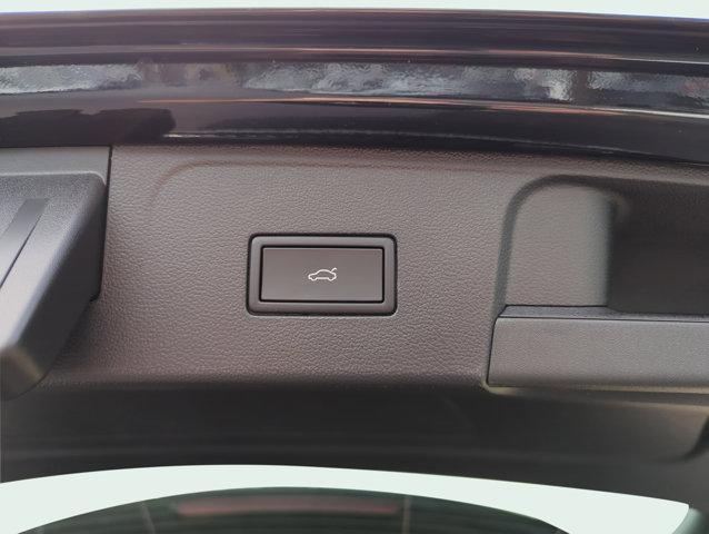 new 2025 Volkswagen Atlas car, priced at $49,366