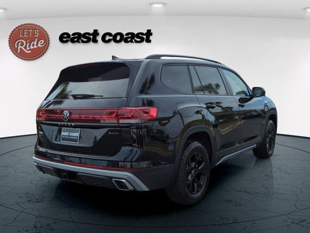 new 2025 Volkswagen Atlas car, priced at $49,366