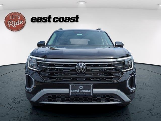 new 2025 Volkswagen Atlas car, priced at $49,366