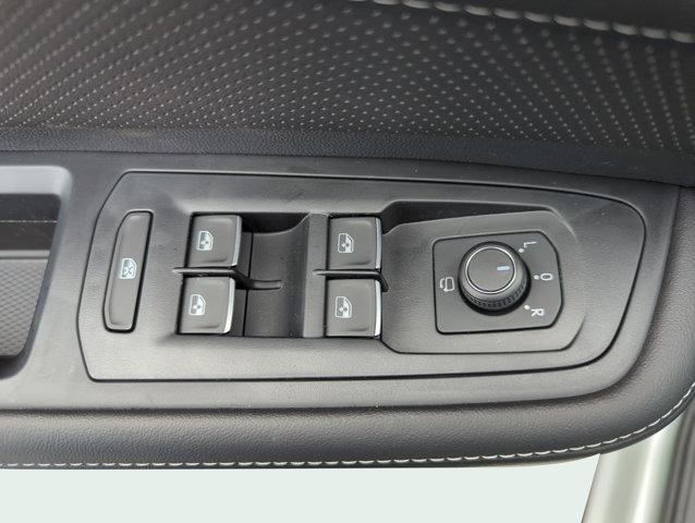 new 2025 Volkswagen Atlas car