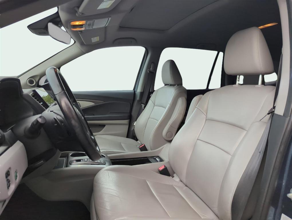 used 2021 Honda Pilot car, priced at $19,500