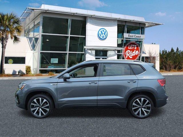 new 2024 Volkswagen Taos car