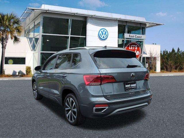 new 2024 Volkswagen Taos car