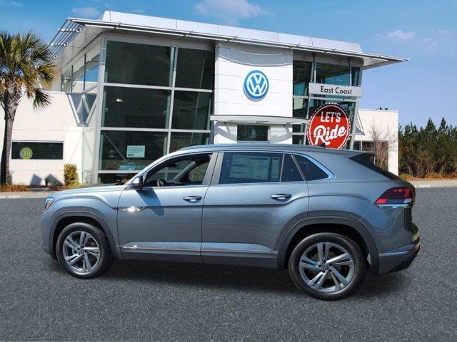 new 2024 Volkswagen Atlas Cross Sport car