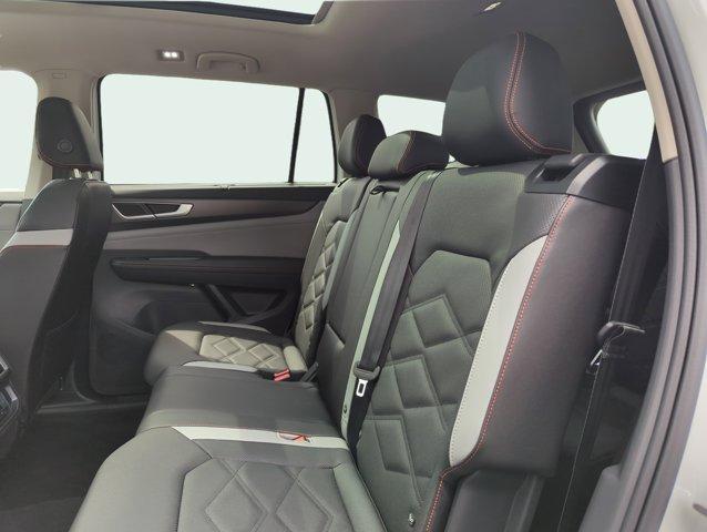 new 2025 Volkswagen Atlas car, priced at $49,479