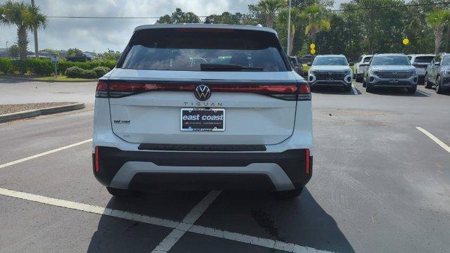 new 2025 Volkswagen Tiguan car, priced at $32,330