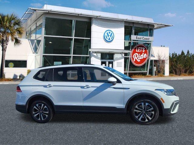 new 2024 Volkswagen Tiguan car, priced at $31,311