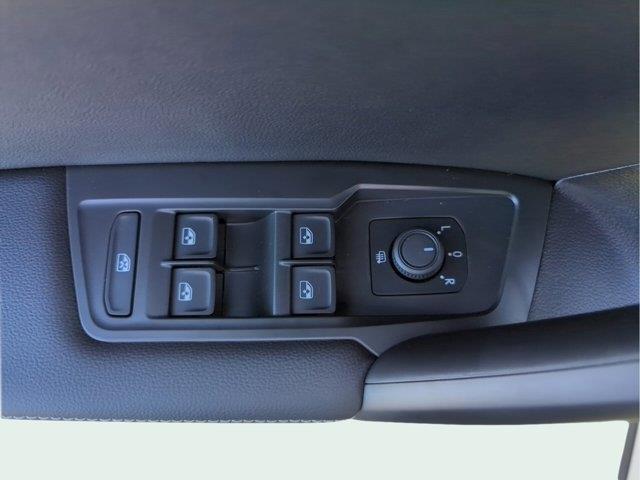 new 2024 Volkswagen Tiguan car, priced at $31,311