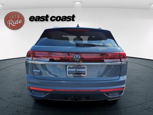 new 2025 Volkswagen Atlas Cross Sport car, priced at $44,401