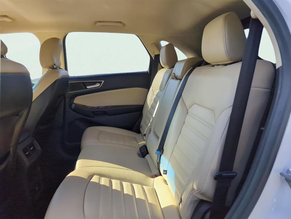 used 2015 Ford Edge car, priced at $15,000