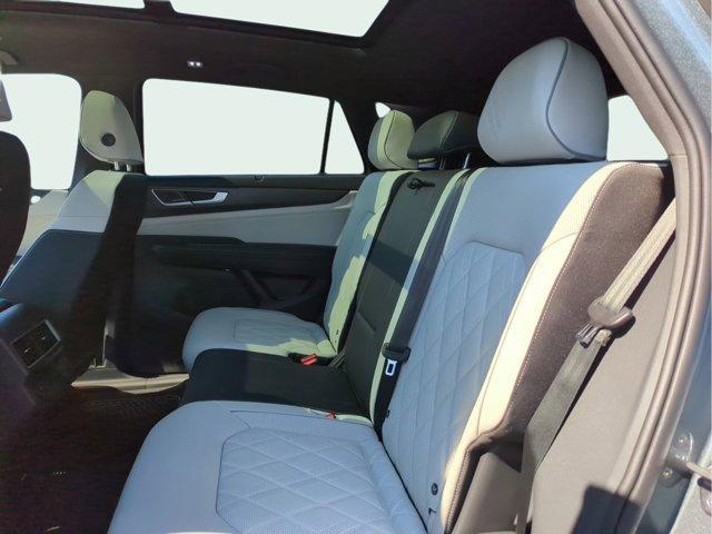 new 2025 Volkswagen Atlas Cross Sport car