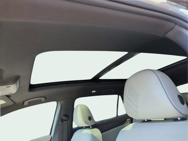 new 2025 Volkswagen Atlas Cross Sport car