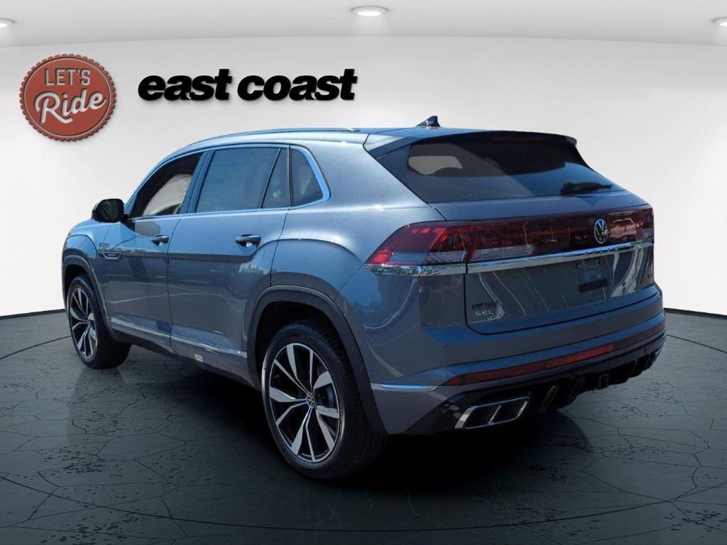new 2025 Volkswagen Atlas Cross Sport car