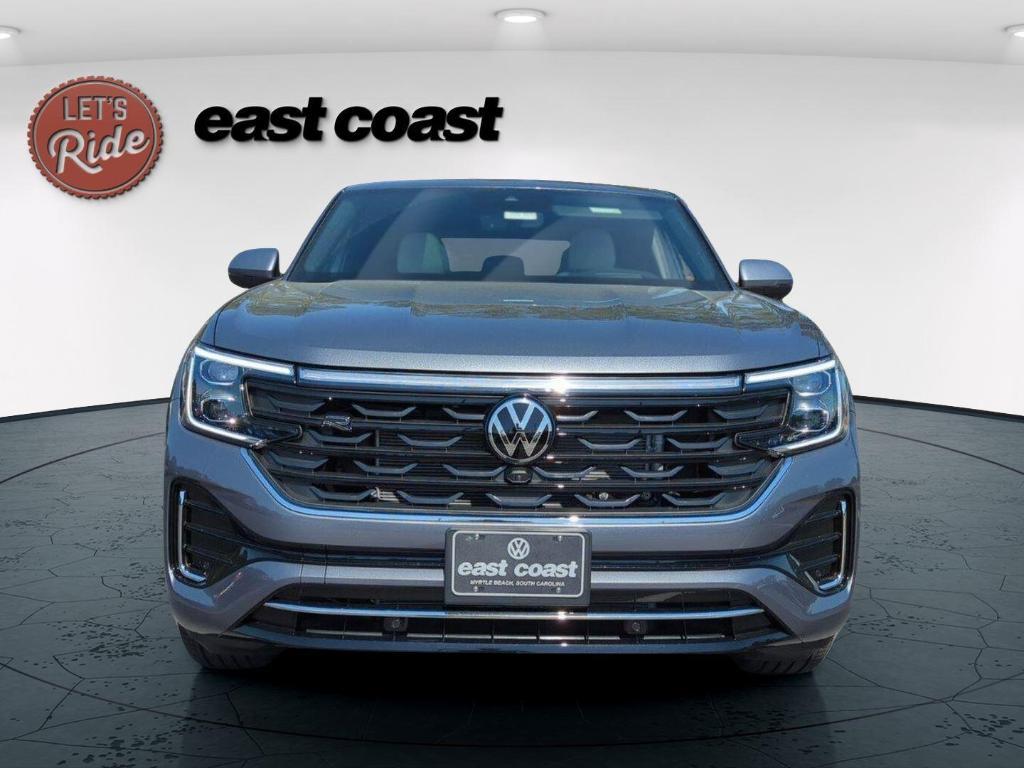 new 2025 Volkswagen Atlas Cross Sport car