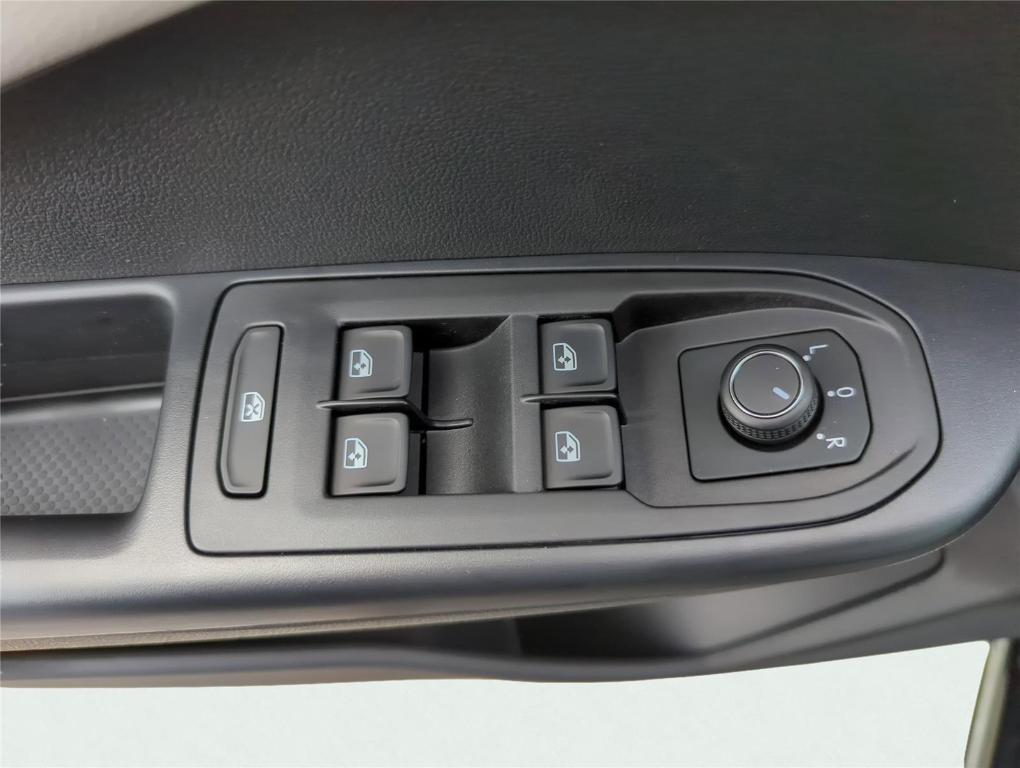 new 2025 Volkswagen Taos car, priced at $26,319