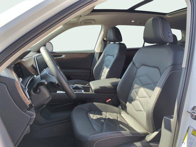 new 2025 Volkswagen Atlas car, priced at $46,386