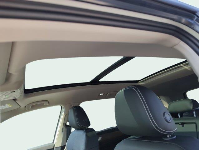 new 2025 Volkswagen Atlas car, priced at $46,386