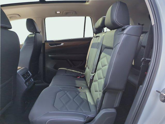 new 2025 Volkswagen Atlas car, priced at $46,386