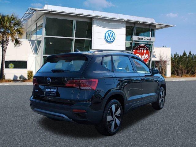 new 2024 Volkswagen Taos car