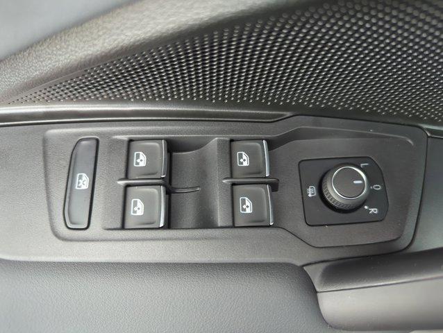 new 2025 Volkswagen Tiguan car, priced at $31,726