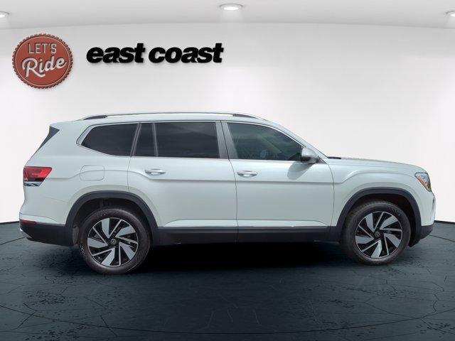new 2025 Volkswagen Atlas car, priced at $51,769