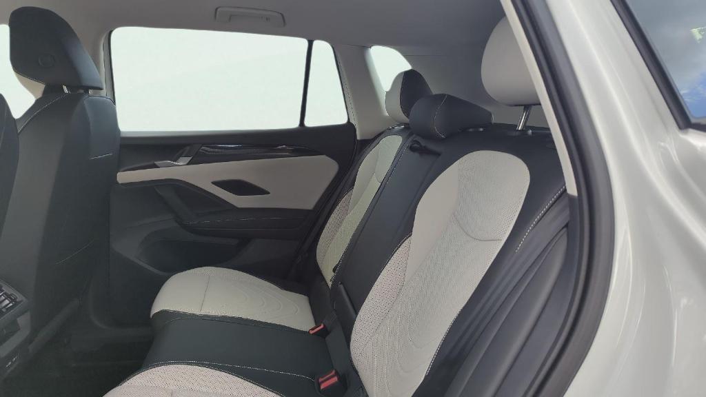 new 2025 Volkswagen Tiguan car, priced at $36,262