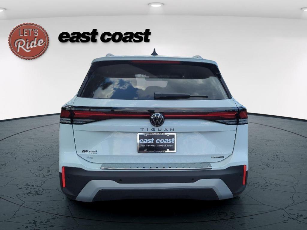 new 2025 Volkswagen Tiguan car, priced at $36,262