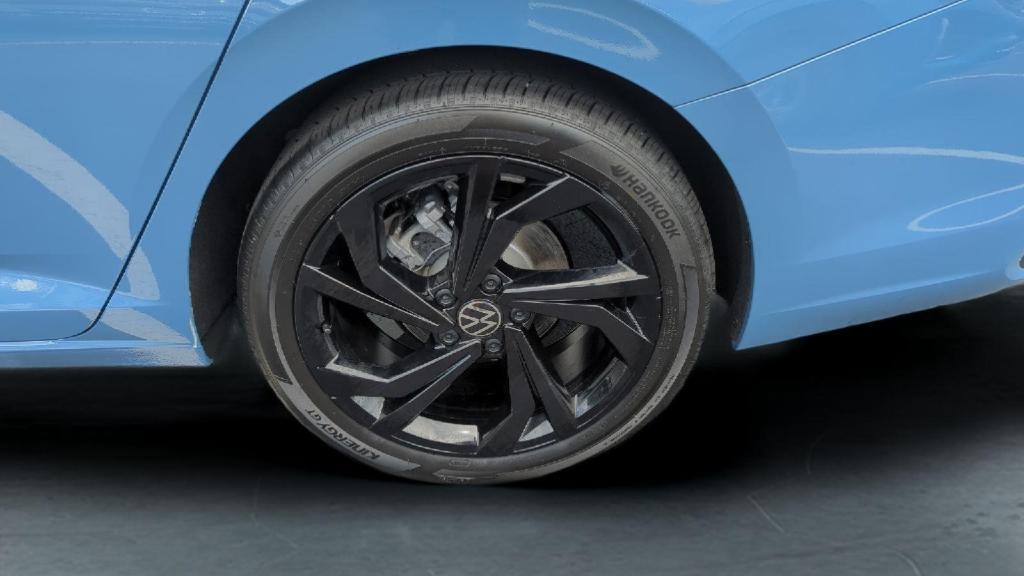 new 2025 Volkswagen Jetta car, priced at $27,334