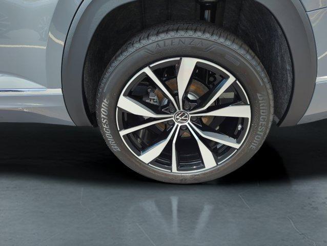new 2025 Volkswagen Atlas car