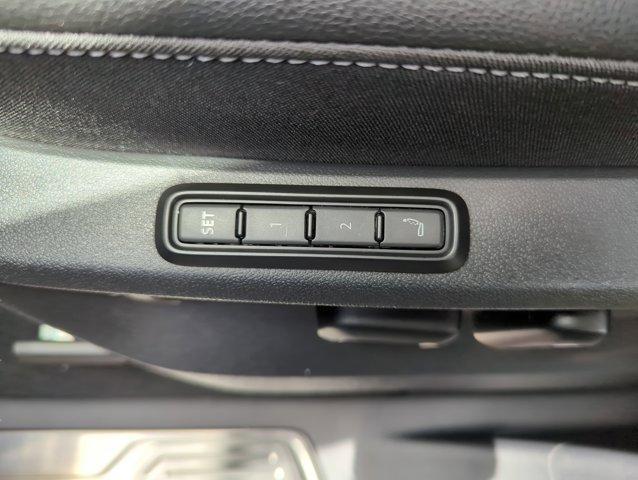 new 2025 Volkswagen Atlas car