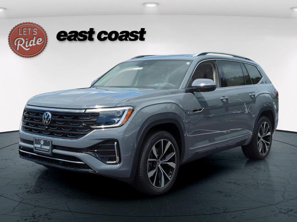 new 2025 Volkswagen Atlas car, priced at $51,006