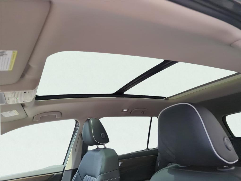 new 2025 Volkswagen Atlas car, priced at $51,006