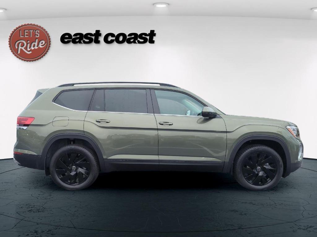 new 2026 Volkswagen Atlas car, priced at $45,291