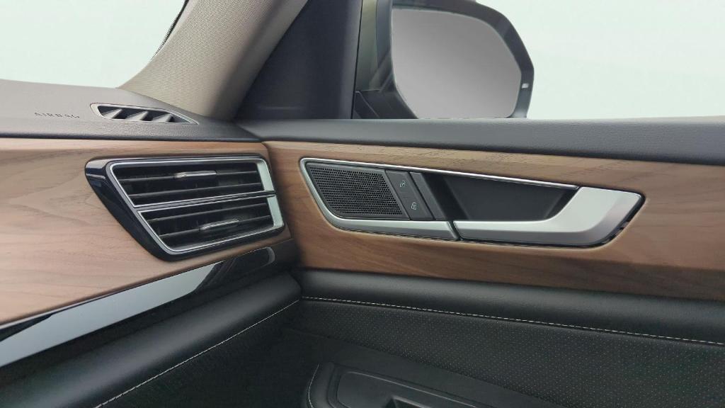 new 2026 Volkswagen Atlas car, priced at $45,291