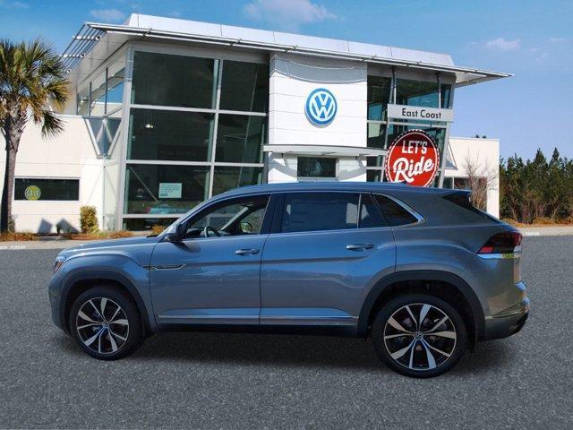 new 2024 Volkswagen Atlas Cross Sport car