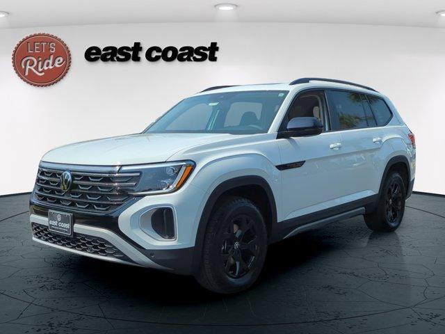 new 2025 Volkswagen Atlas car, priced at $50,174