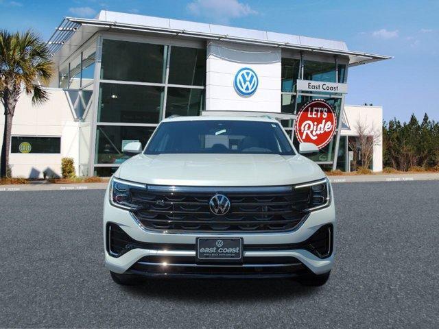 new 2024 Volkswagen Atlas Cross Sport car