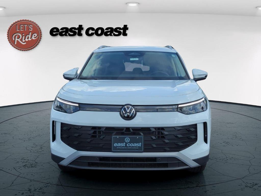 new 2025 Volkswagen Tiguan car, priced at $32,094