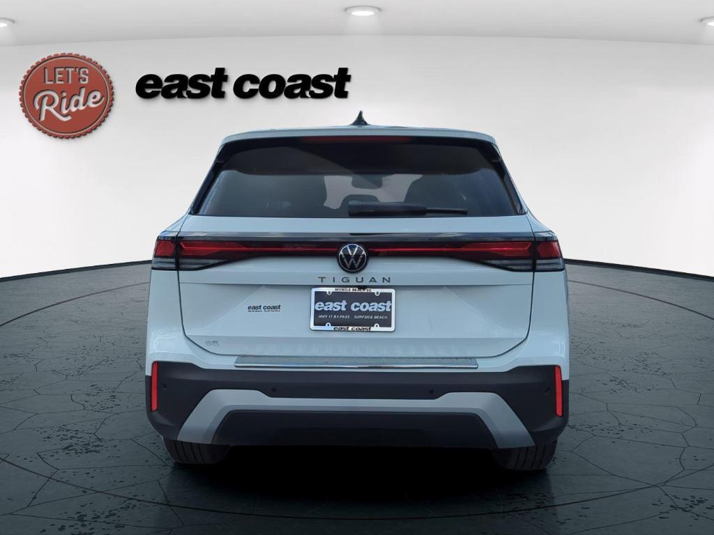 new 2025 Volkswagen Tiguan car, priced at $32,094
