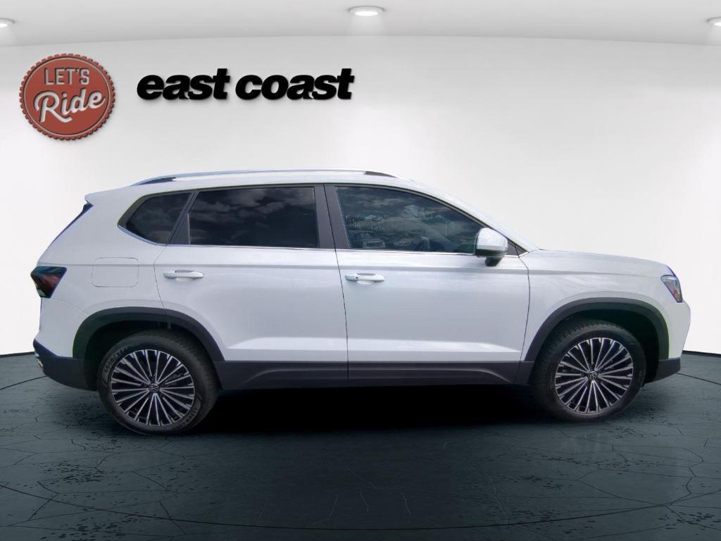new 2025 Volkswagen Taos car, priced at $31,556