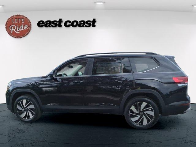 new 2025 Volkswagen Atlas car, priced at $46,666