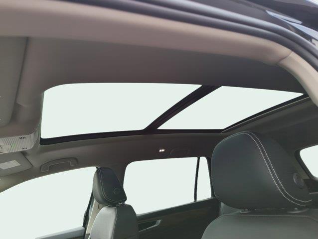 new 2025 Volkswagen Atlas car, priced at $46,666