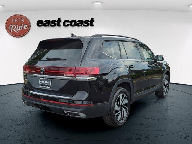 new 2025 Volkswagen Atlas car, priced at $46,666