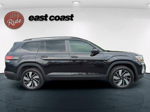 new 2025 Volkswagen Atlas car, priced at $46,666